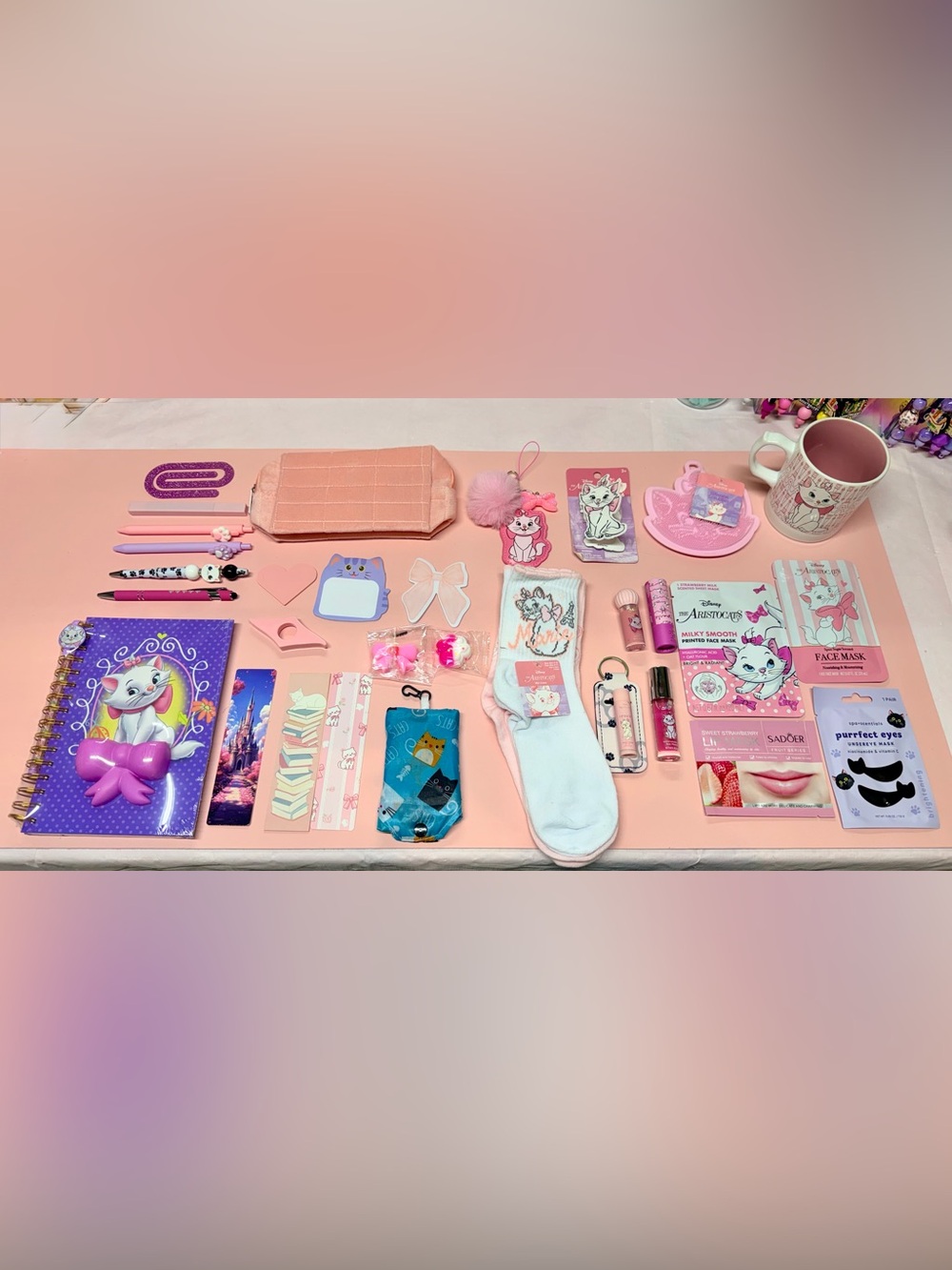 Disney Artistocrats Marie Bookish and Beauty Bundle